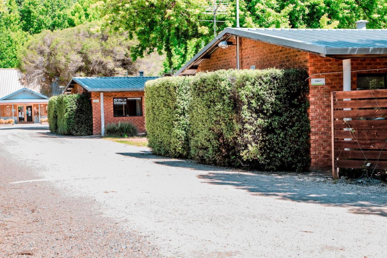 Big4 Porepunkah Holiday Park Bright Exterior photo