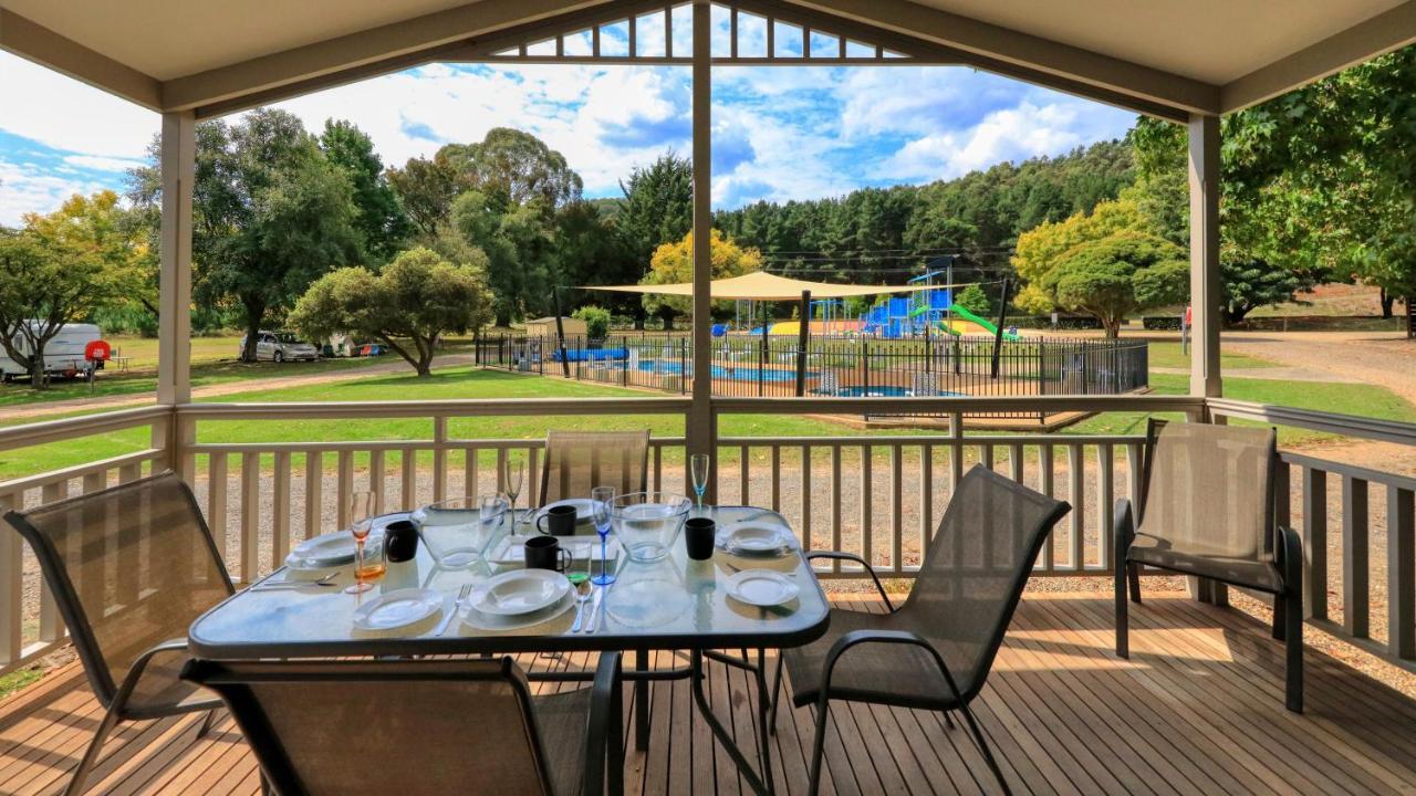 Big4 Porepunkah Holiday Park Bright Exterior photo