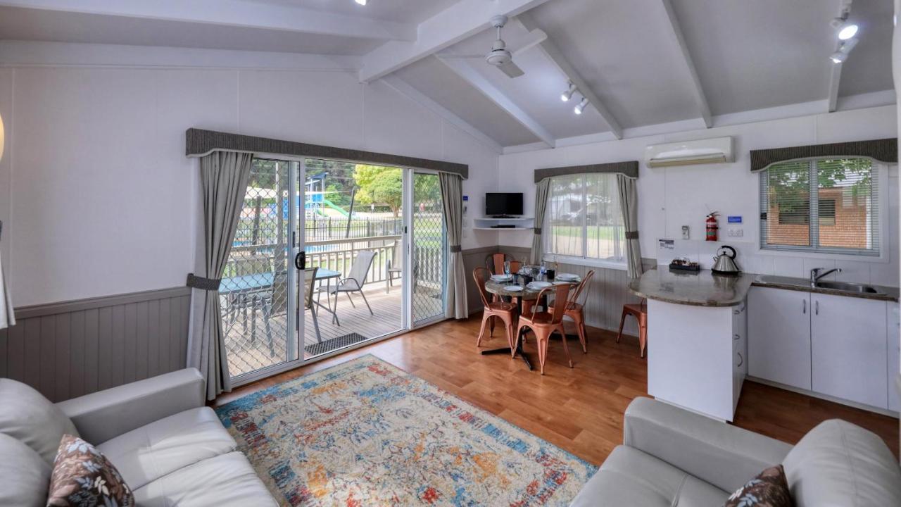 Big4 Porepunkah Holiday Park Bright Exterior photo